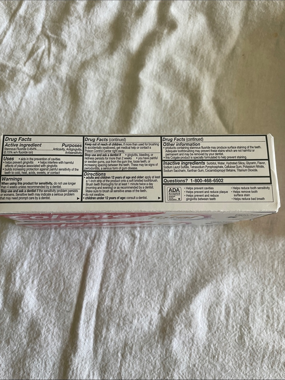 Colgate Total Deep Clean Toothpaste - White - Picture 3 of 4